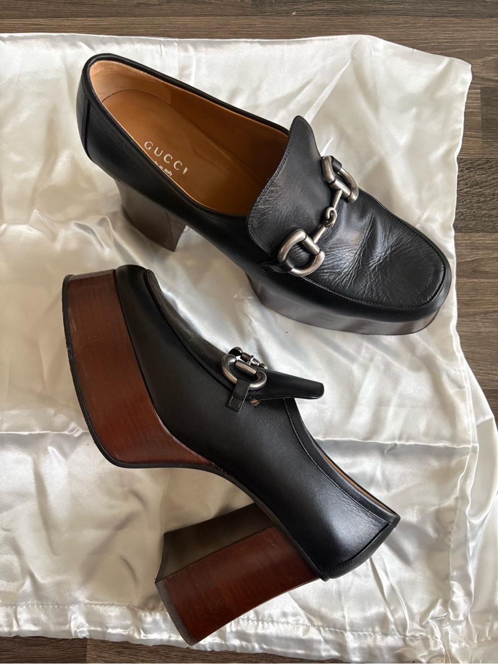Gucci Black Leather Platform Horsebit heels